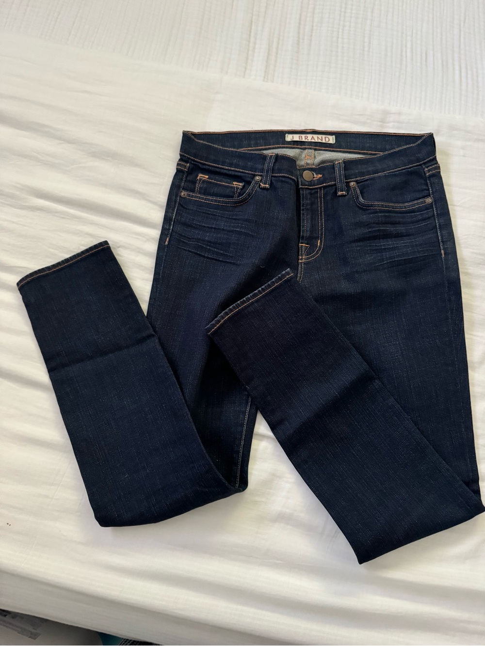 J Brand Skinny Jeans in Dark Indigo Wash